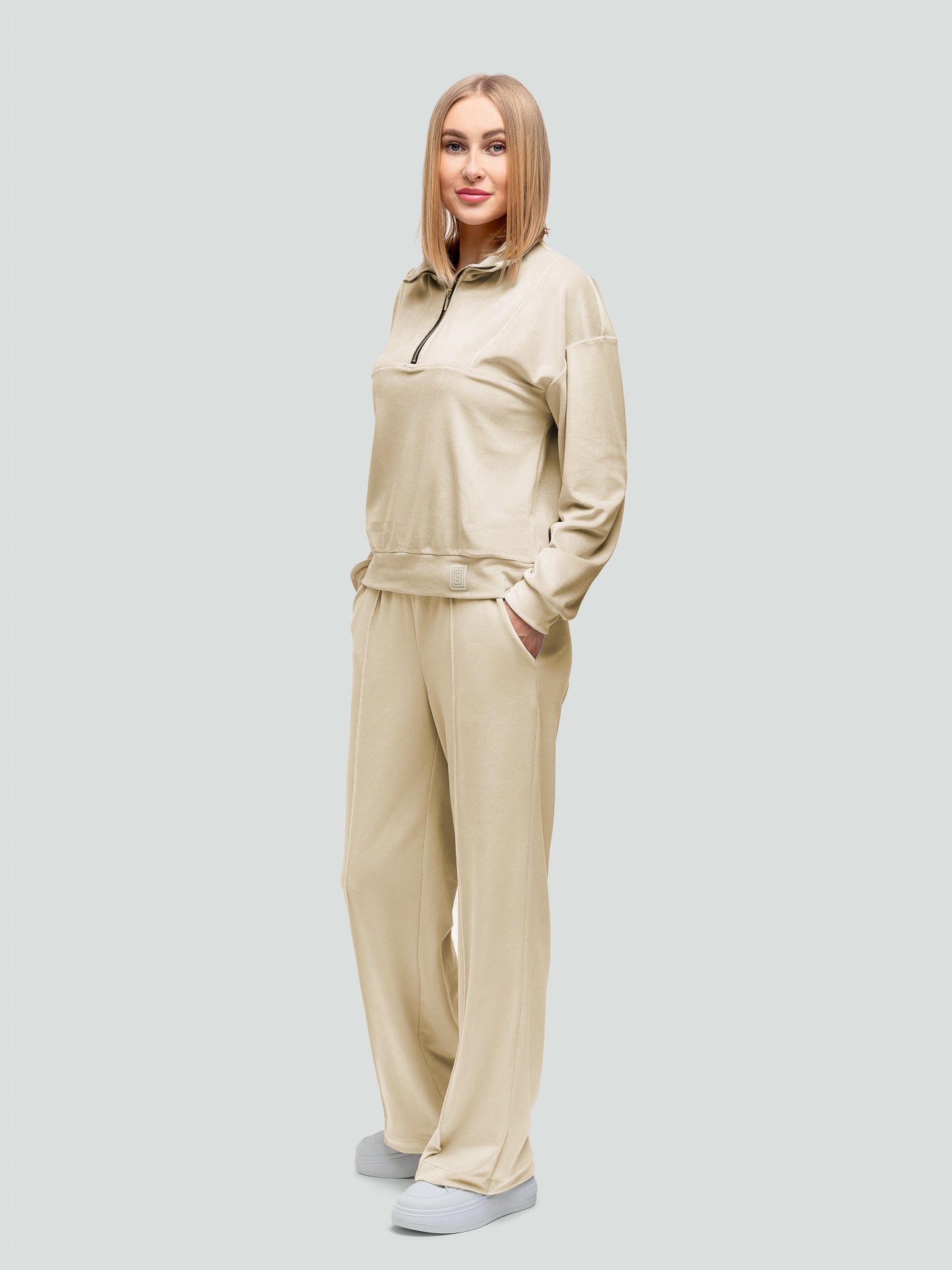 Velour tracksuit for women "Soft Shine Beige"