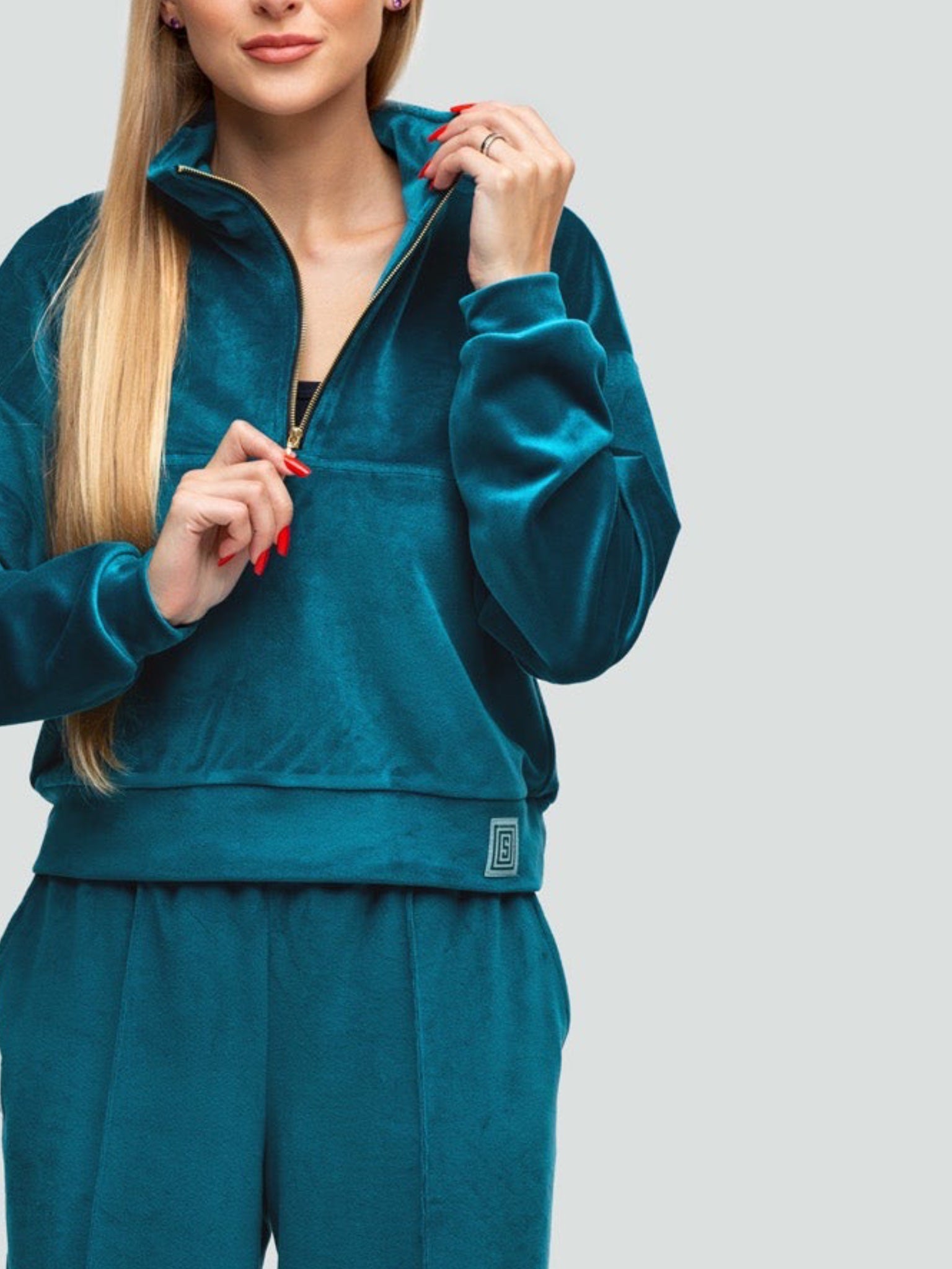 Velour tracksuit for women "Soft Shine Electric"