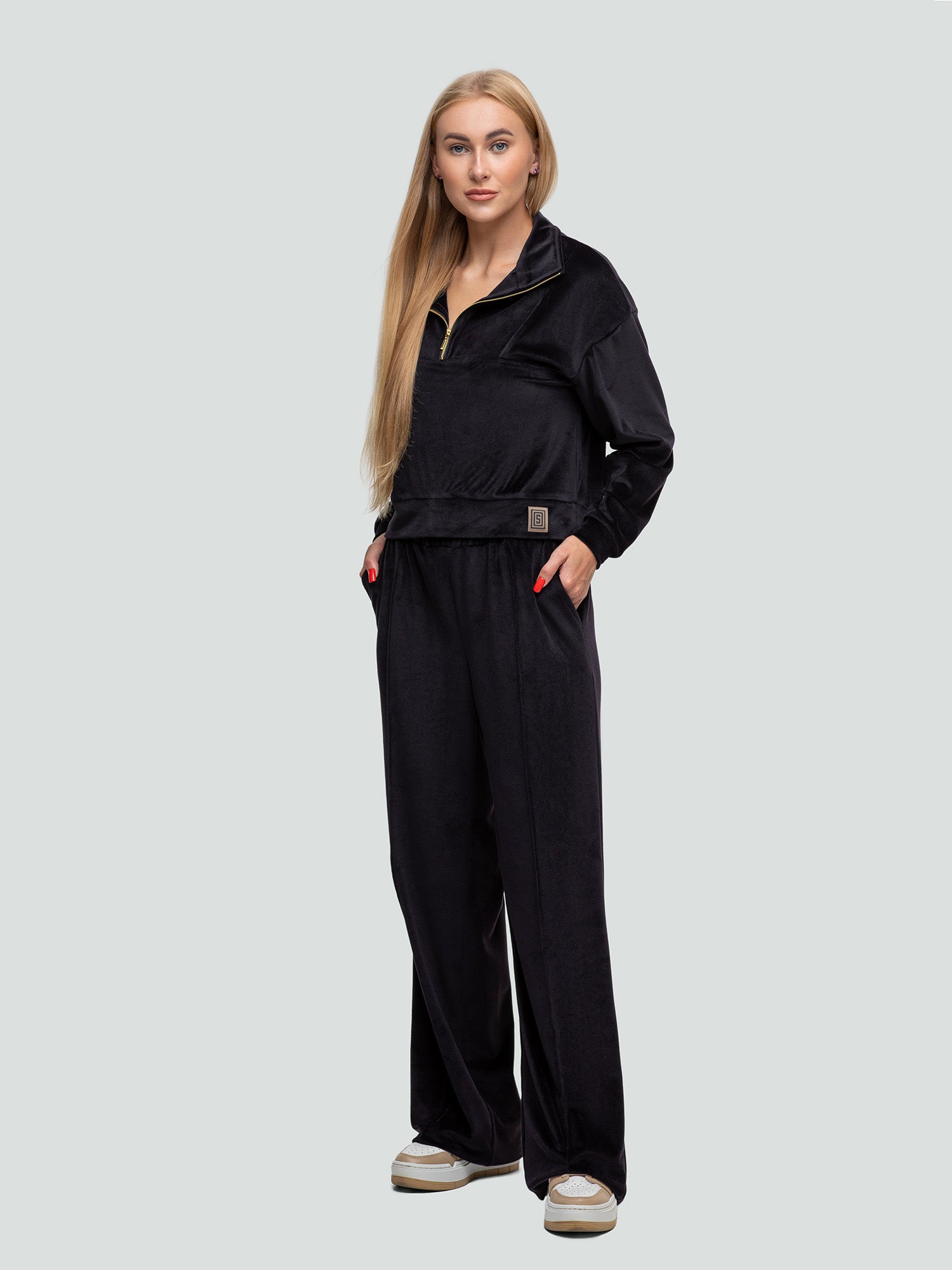 Velour tracksuit for women "Soft Shine Black"