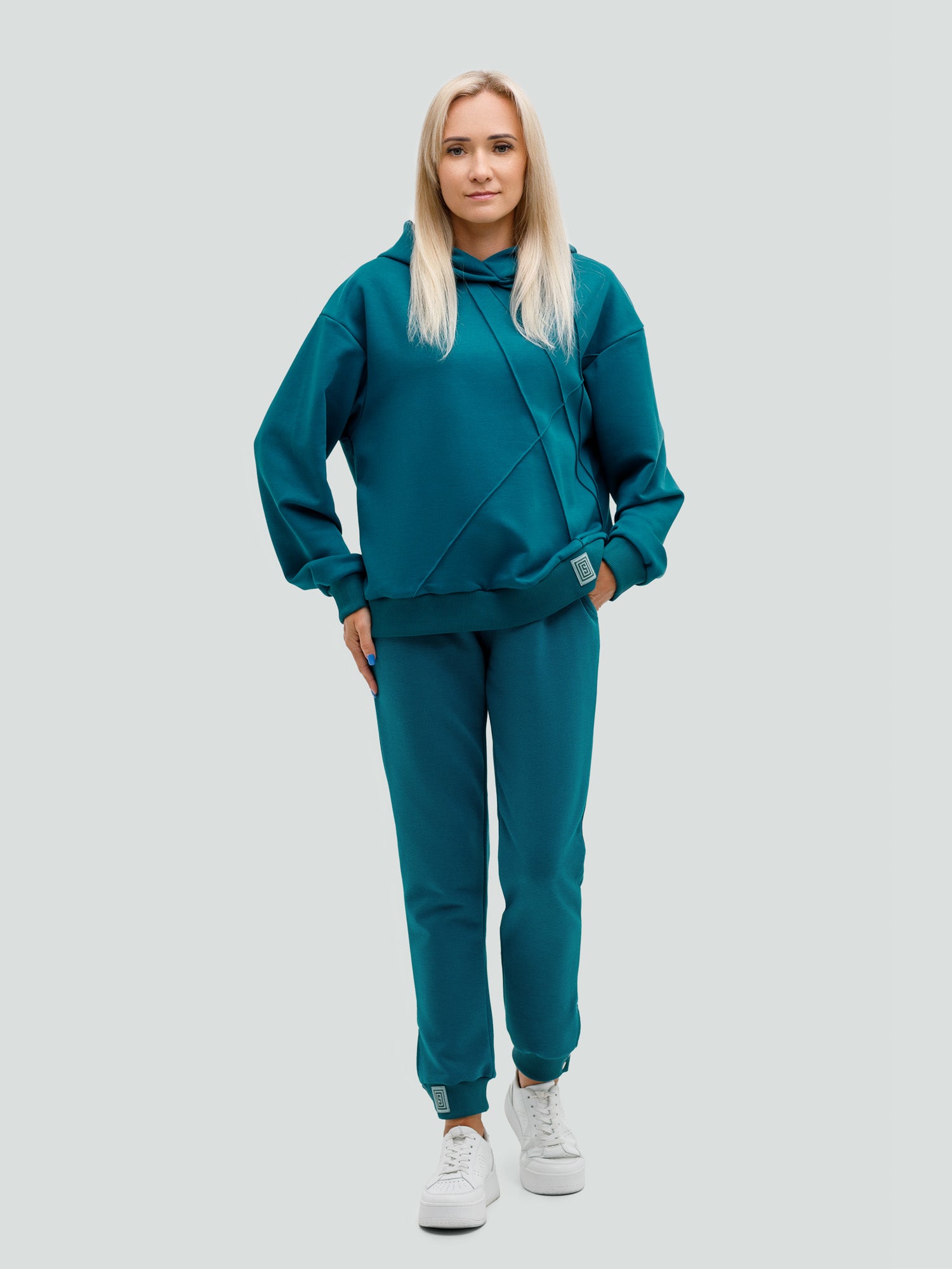 Turquoise Tracksuit for women "Comfort“ - Light