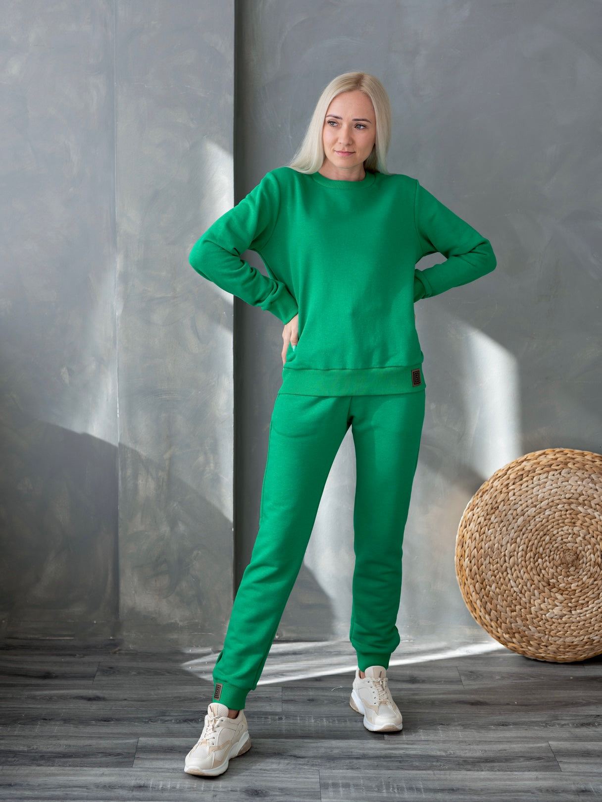 Žalias laisvalaikio kostiumėlis moterims "Losma" - Losmados